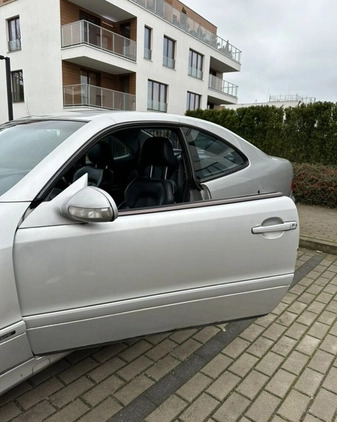 Mercedes-Benz CLK cena 9700 przebieg: 253669, rok produkcji 2001 z Gdynia małe 631